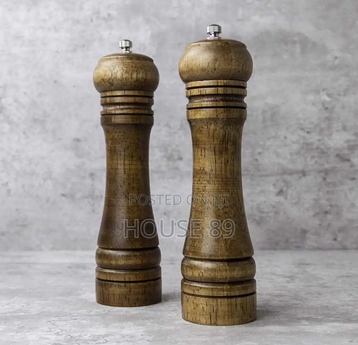 Wooden Salt and Pepper Grinder