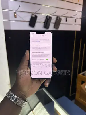 Apple iPhone 13 128 GB Green