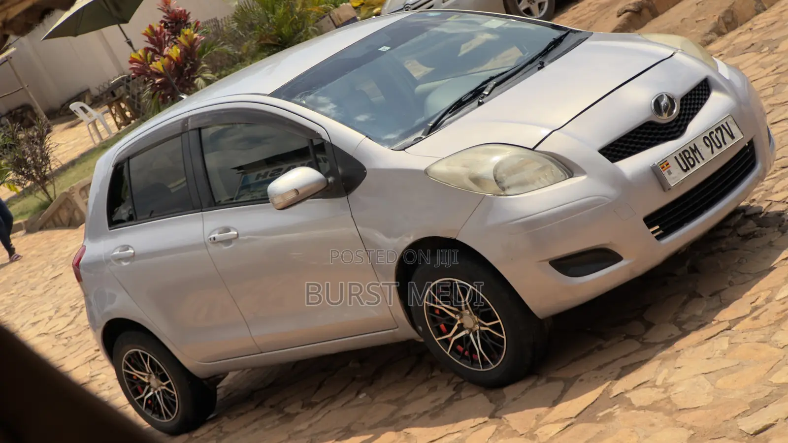 Toyota Vitz 1.3 AWD 3dr 2009 Silver