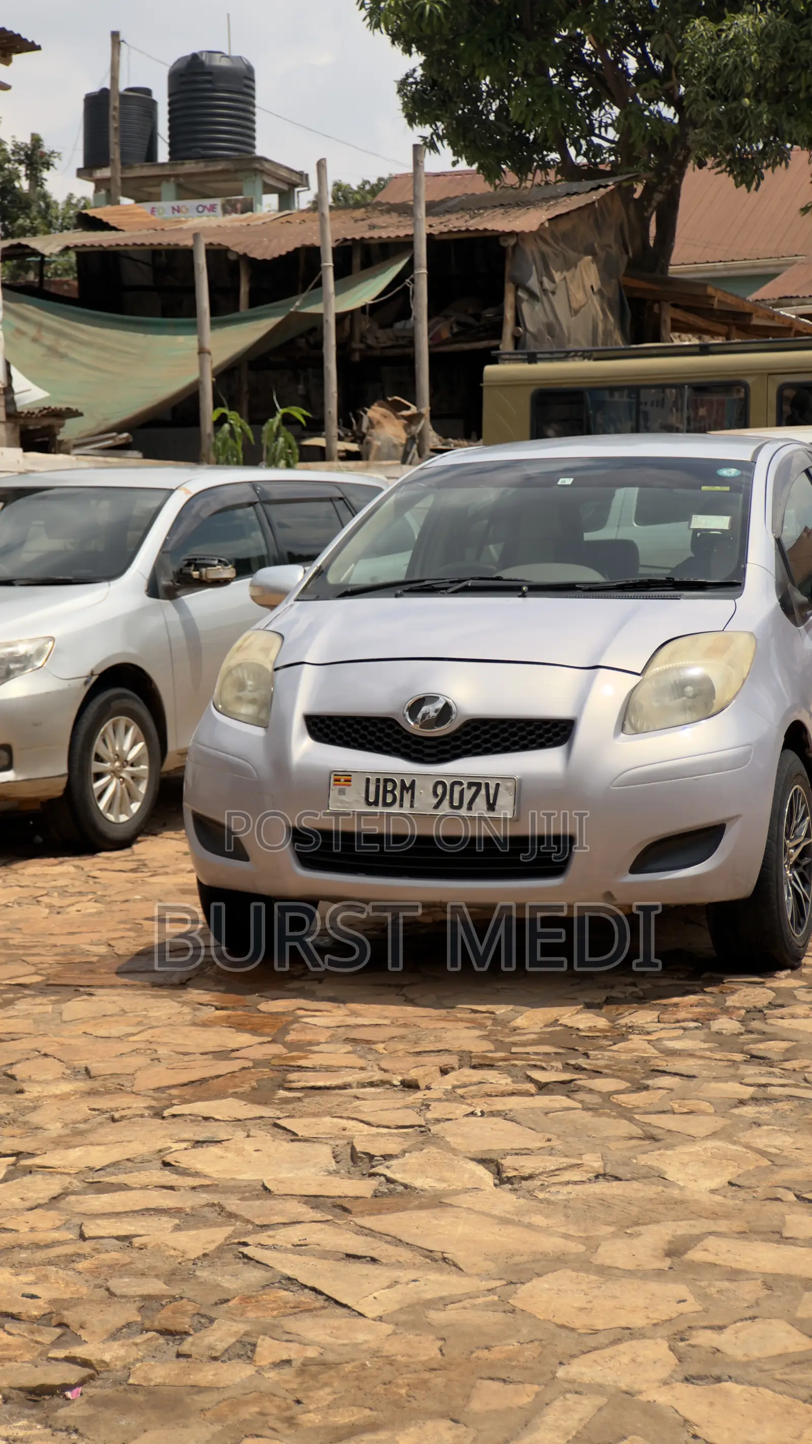 Toyota Vitz 1.3 AWD 3dr 2009 Silver