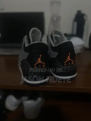 Air Jordan 3 Retro Fear