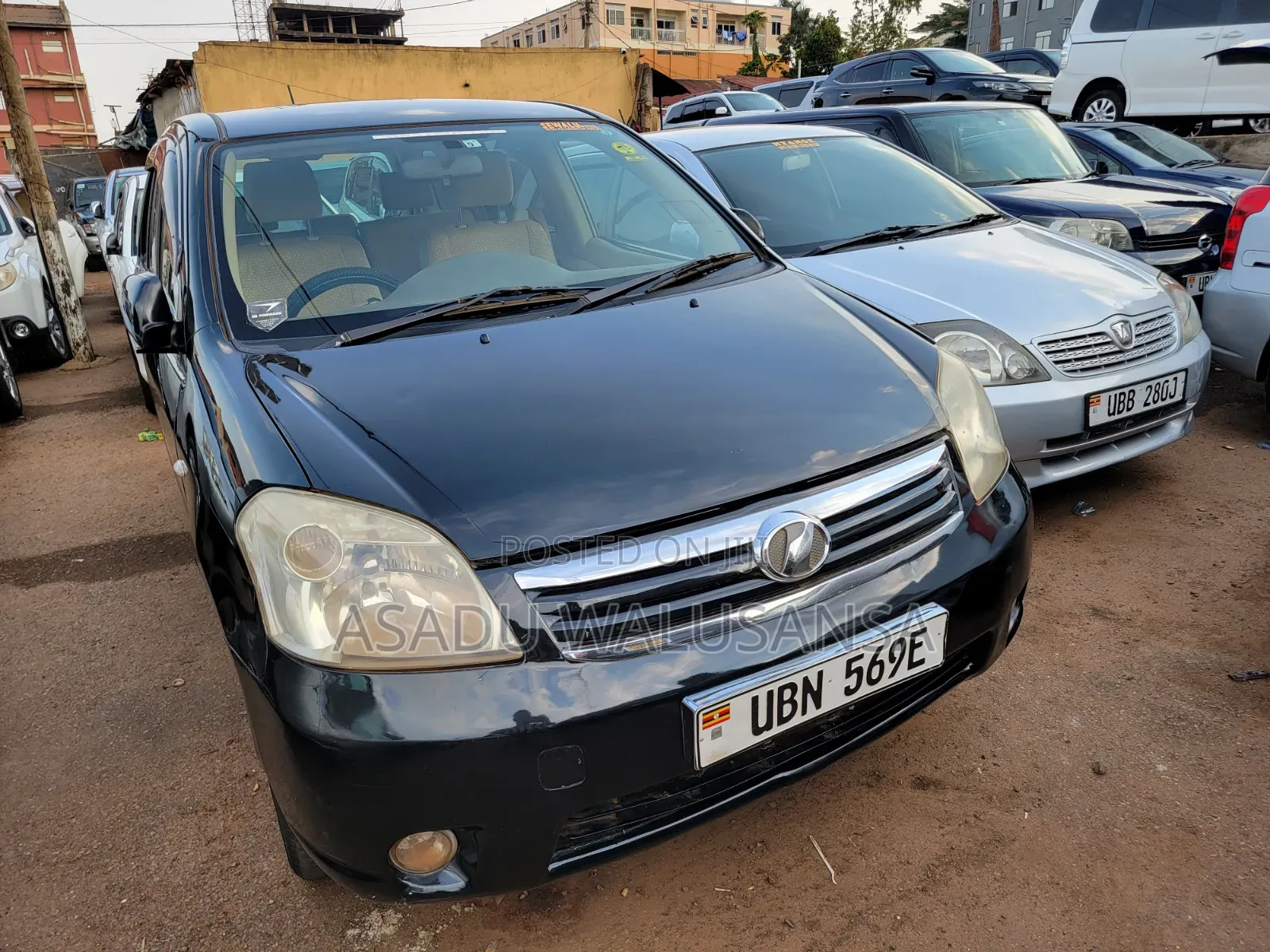Toyota Raum 2010 Black