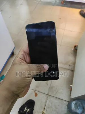 Oppo A18 128 GB Black