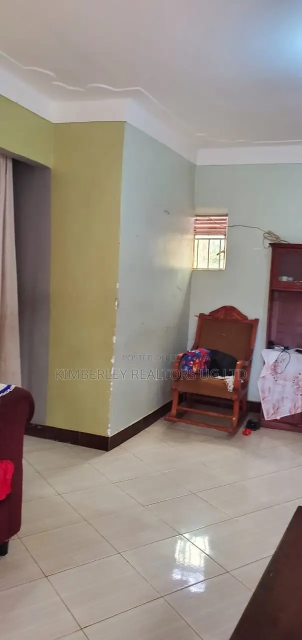 3bdrm House in Division A for sale