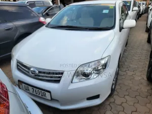 Toyota Axio 2009 White