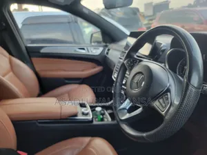 Mercedes-Benz GLE-Class 2018 Gray