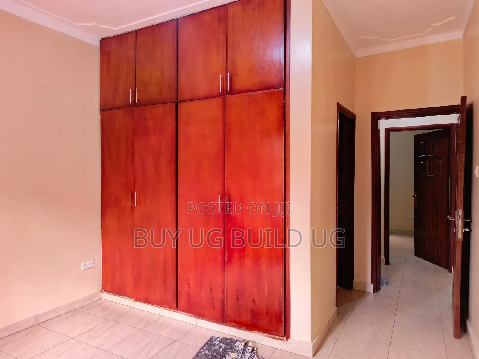 3bdrm Apartment in Kyaliwajala Town, Central Division for rent