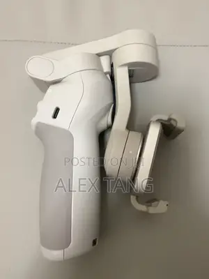 DJI Osmo Mobile SE Smartphone Gimbal Stabilizer