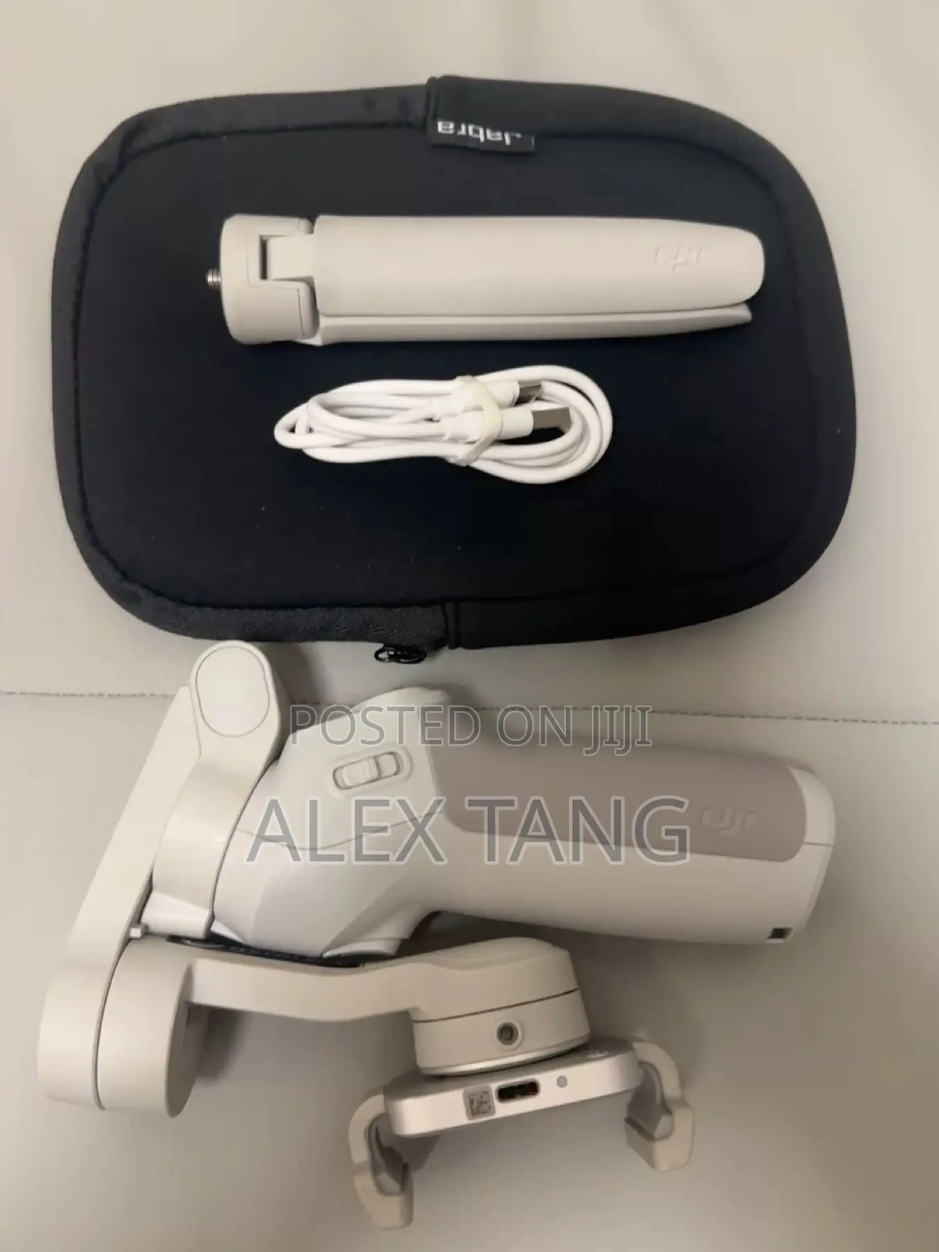 DJI Osmo Mobile SE Smartphone Gimbal Stabilizer