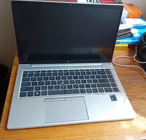 Laptop HP EliteBook 840 G8 16GB Intel Core i7 SSD 512GB
