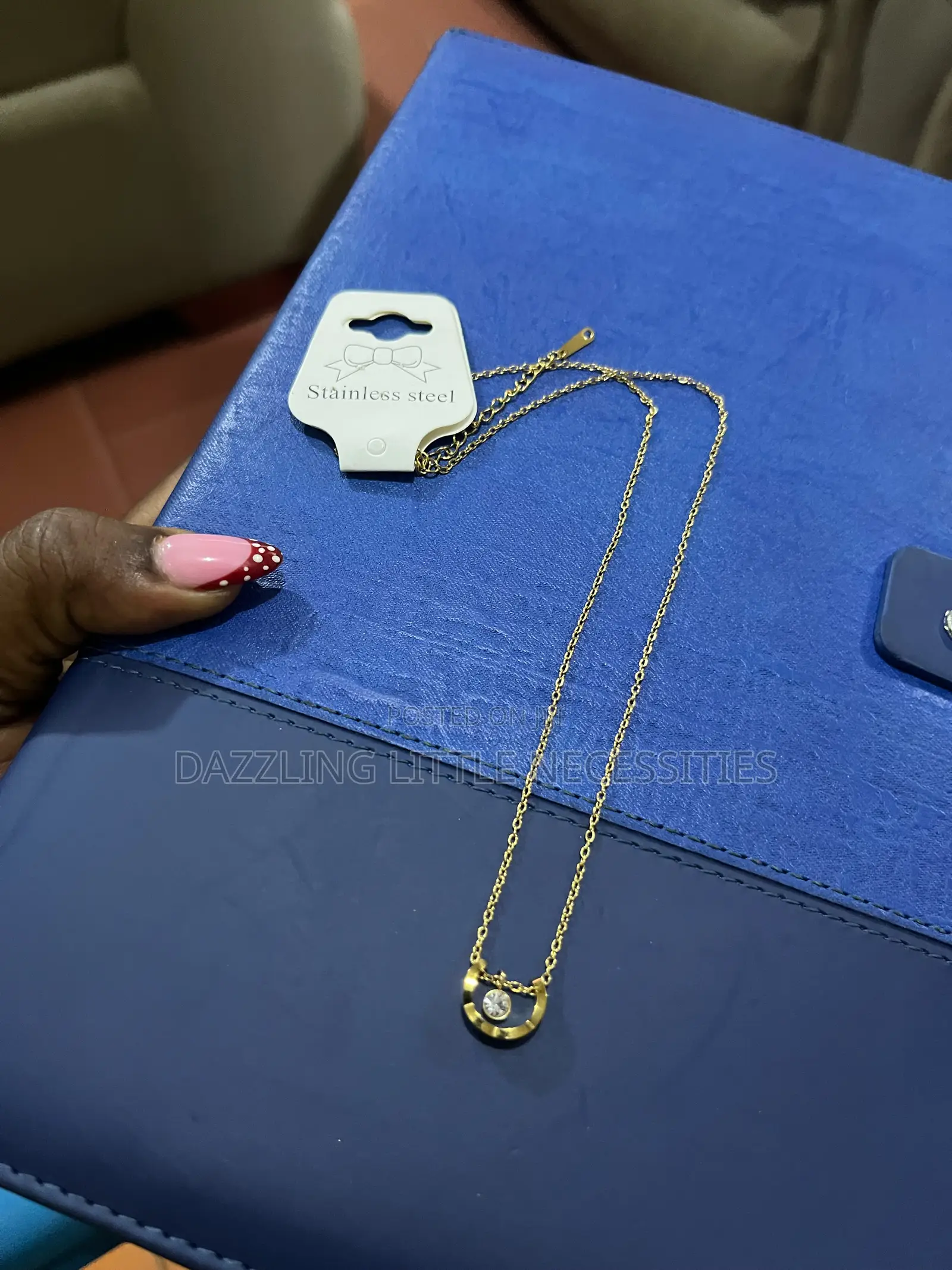 Golden Arc Stainless Steel Necklace for Ladies - Gold