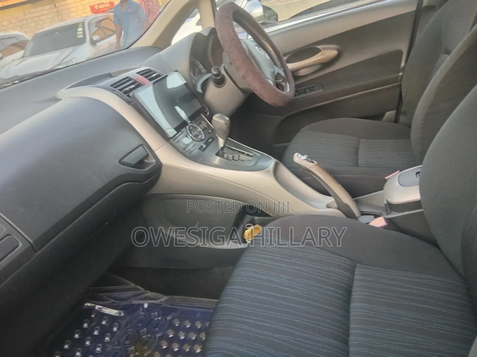 Toyota Land Cruiser 2017 White