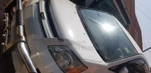Toyota Noah 2006 White