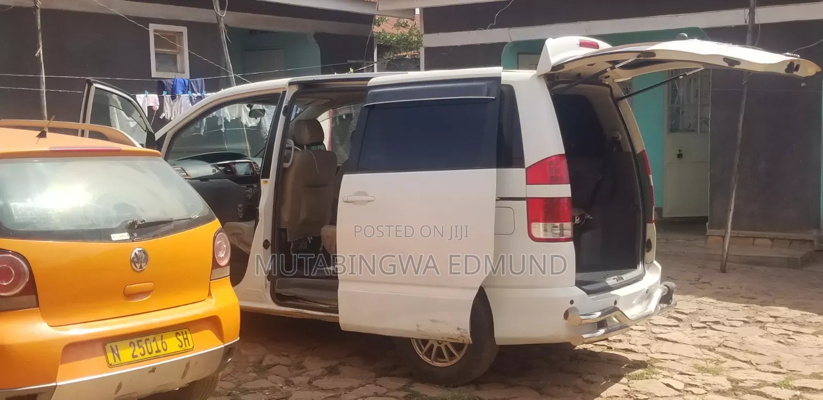 Toyota Noah 2006 White