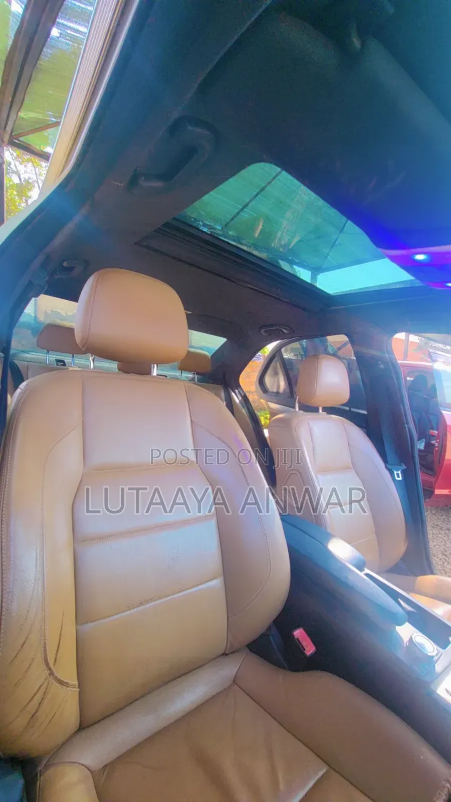 Mercedes-Benz C180 2014 Gold