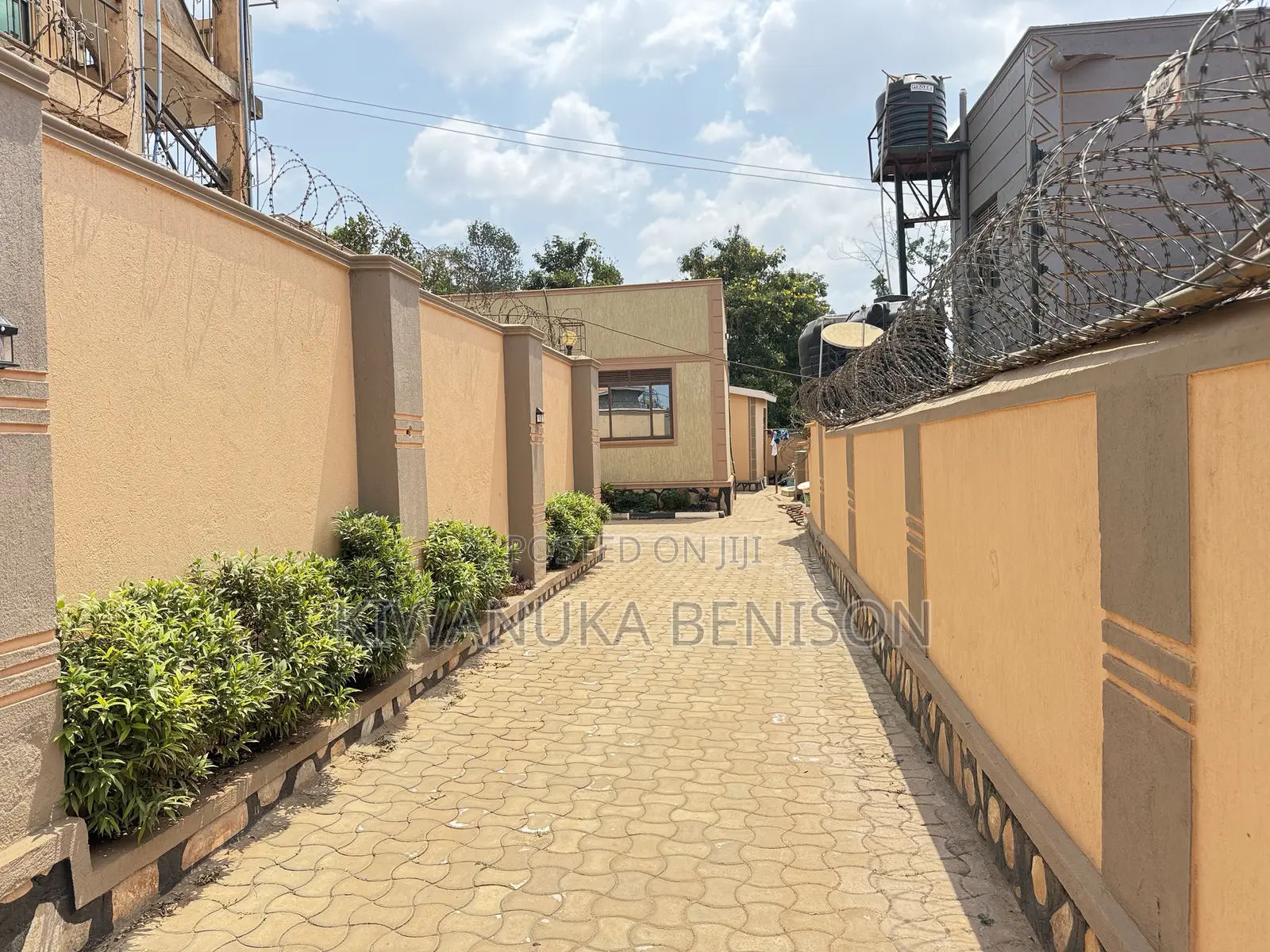 Furnished 3bdrm Bungalow in Mengo, Central Division for sale