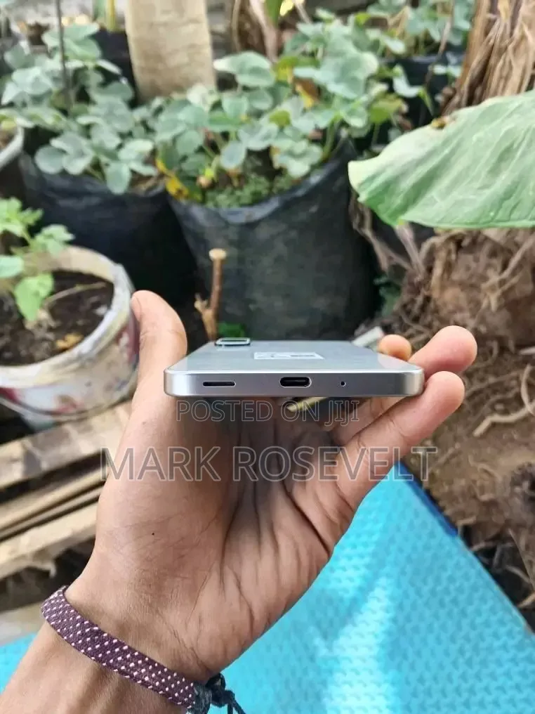 New Samsung Galaxy A17 5G 256 GB Gray