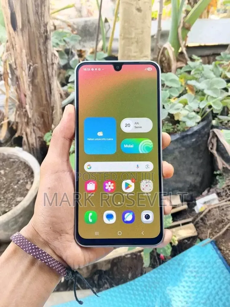 New Samsung Galaxy A17 5G 256 GB Gray