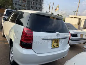 Toyota Wish 2006 White