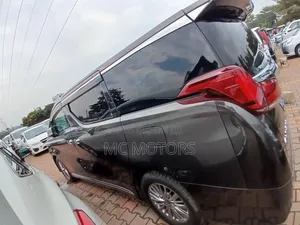Toyota Alphard 2022 Gray