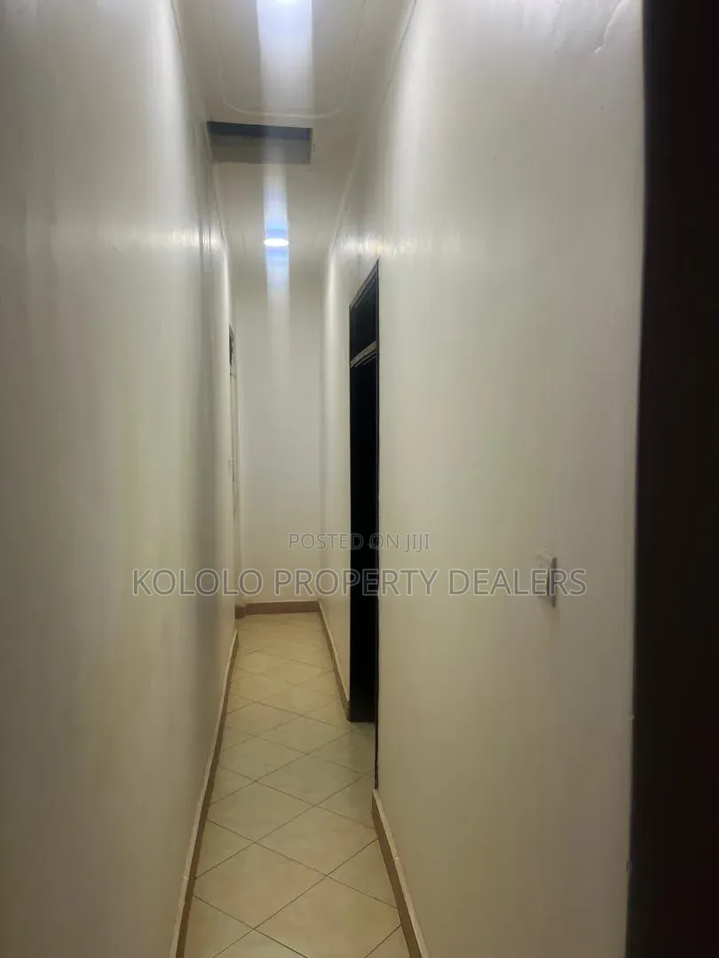 4bdrm Penthouse in Kololo, Central Division for rent
