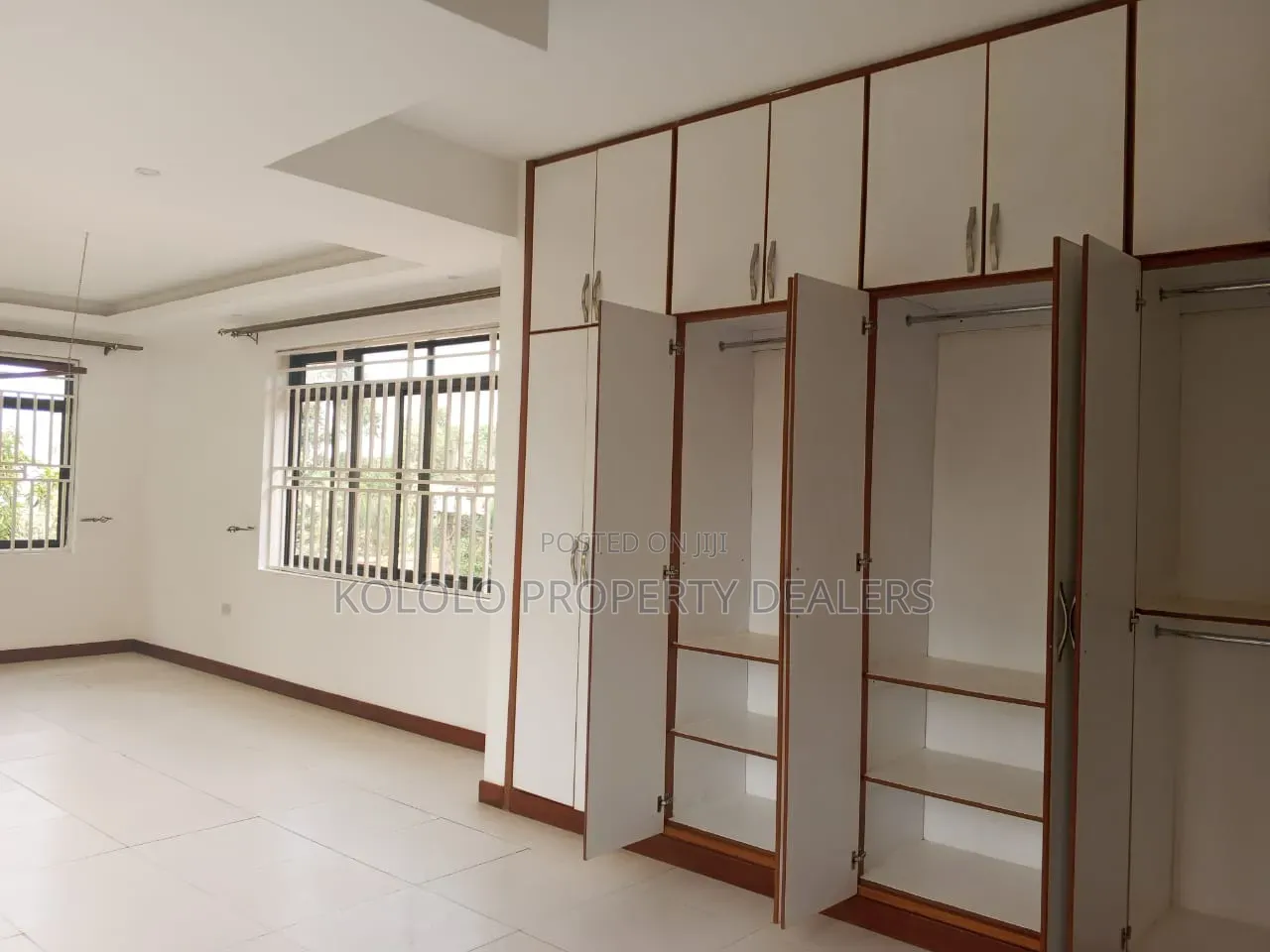 5bdrm House in Munyonyo, Central Division for sale