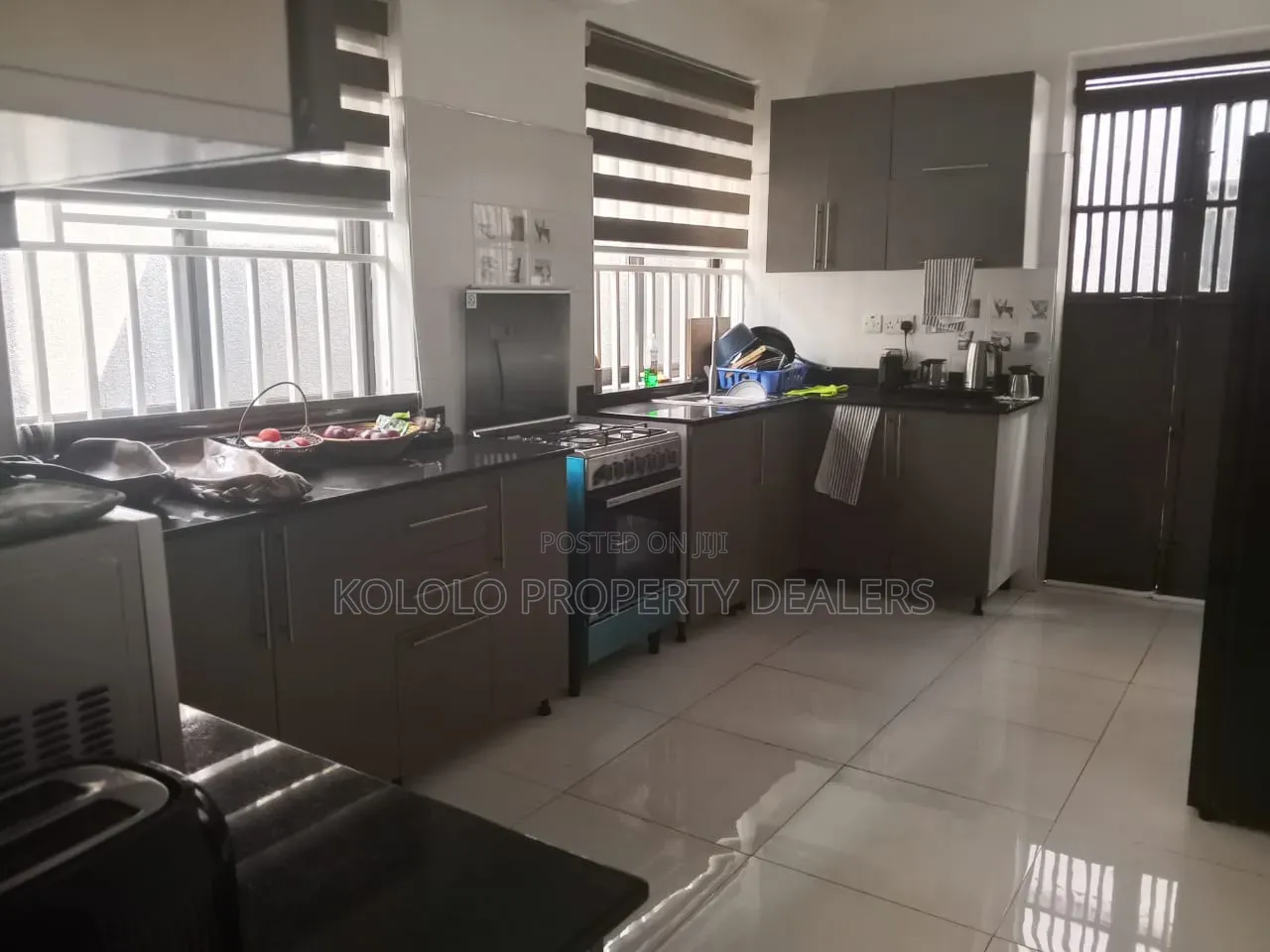5bdrm House in Munyonyo, Central Division for sale