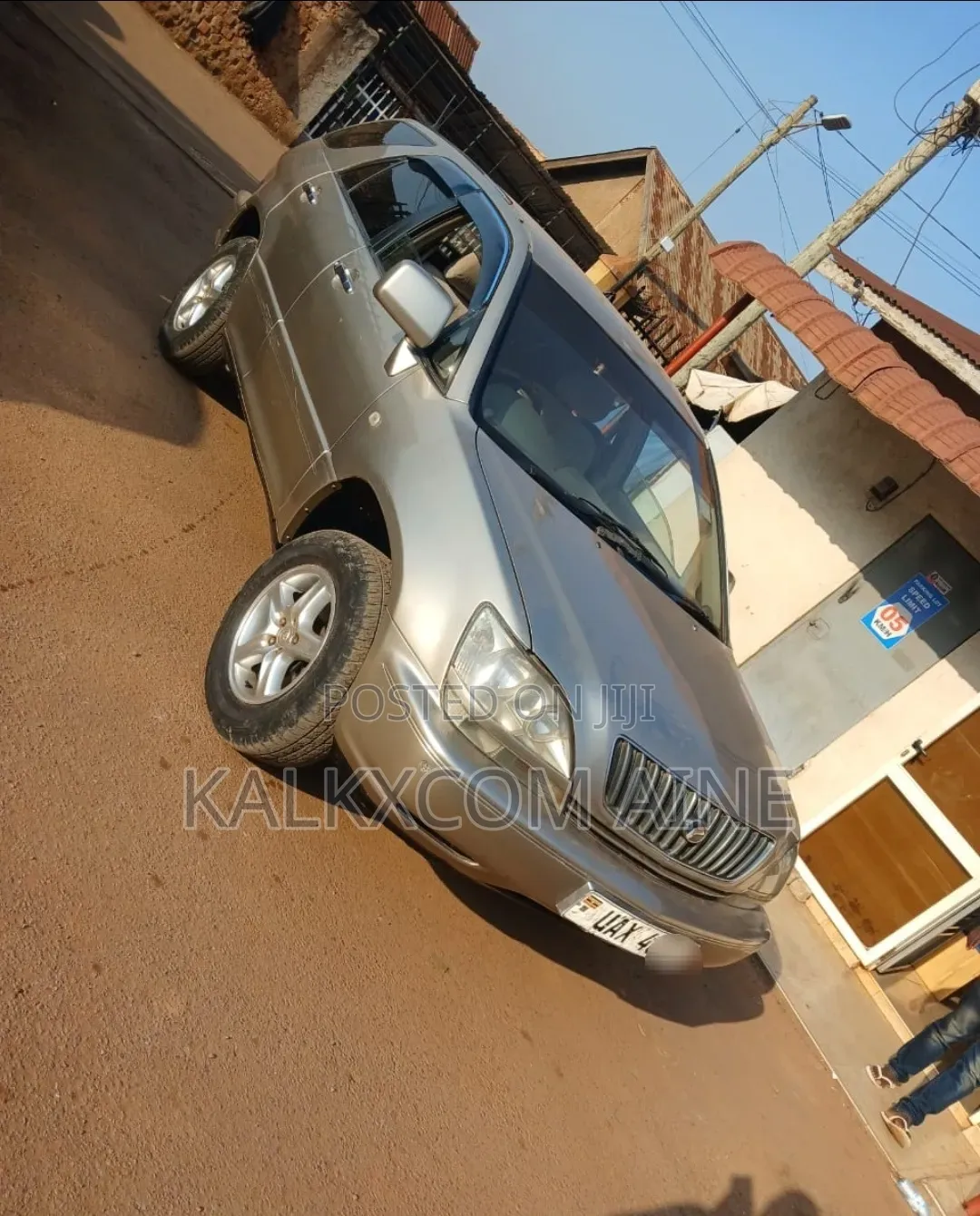 Toyota Harrier 2003 Gold