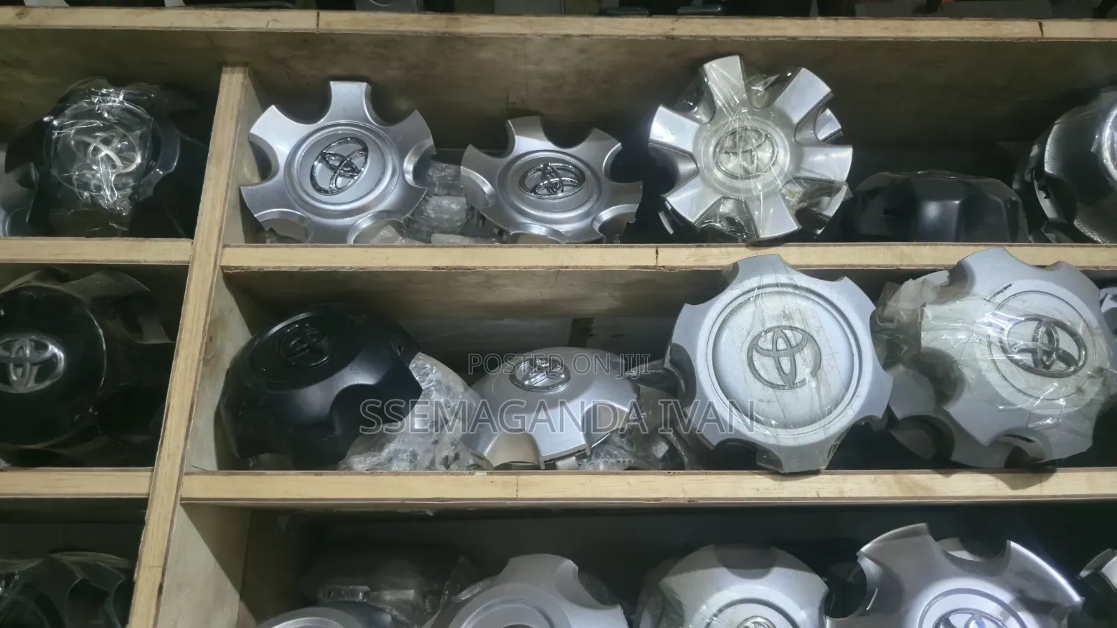 All Toyota Cars Centre Caps in Original