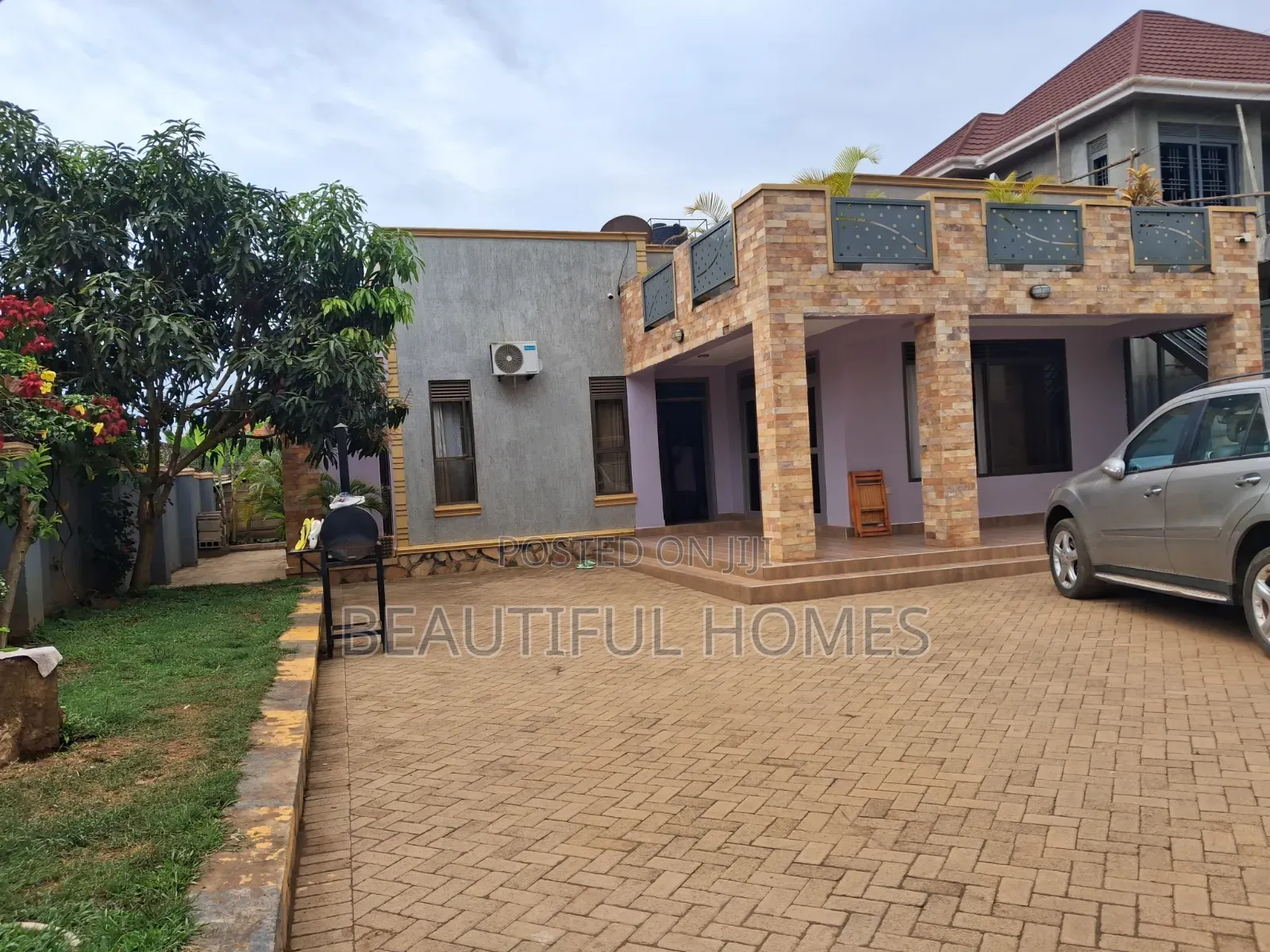 Furnished 3bdrm House in Kira for sale