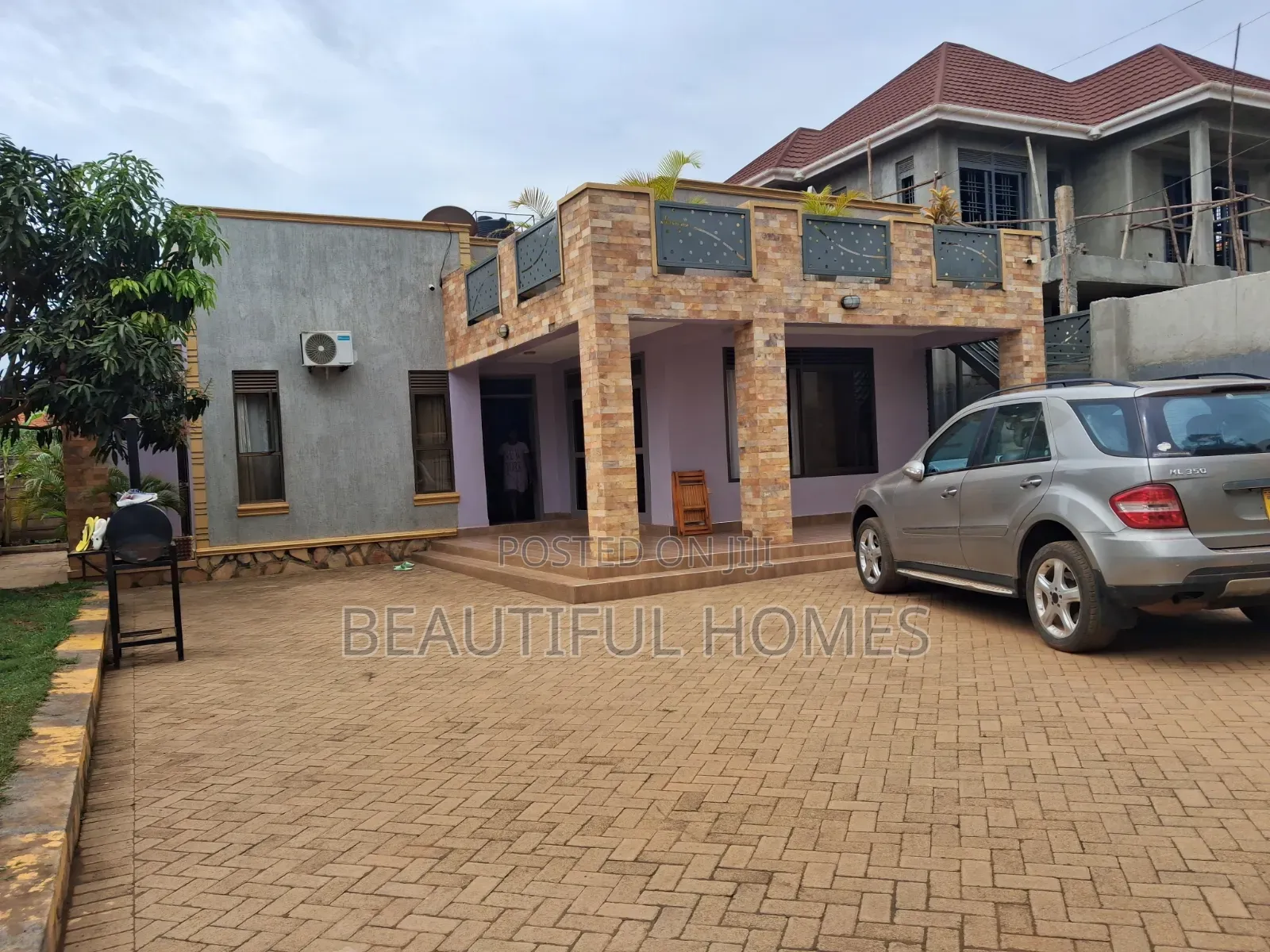 Furnished 3bdrm House in Kira for sale