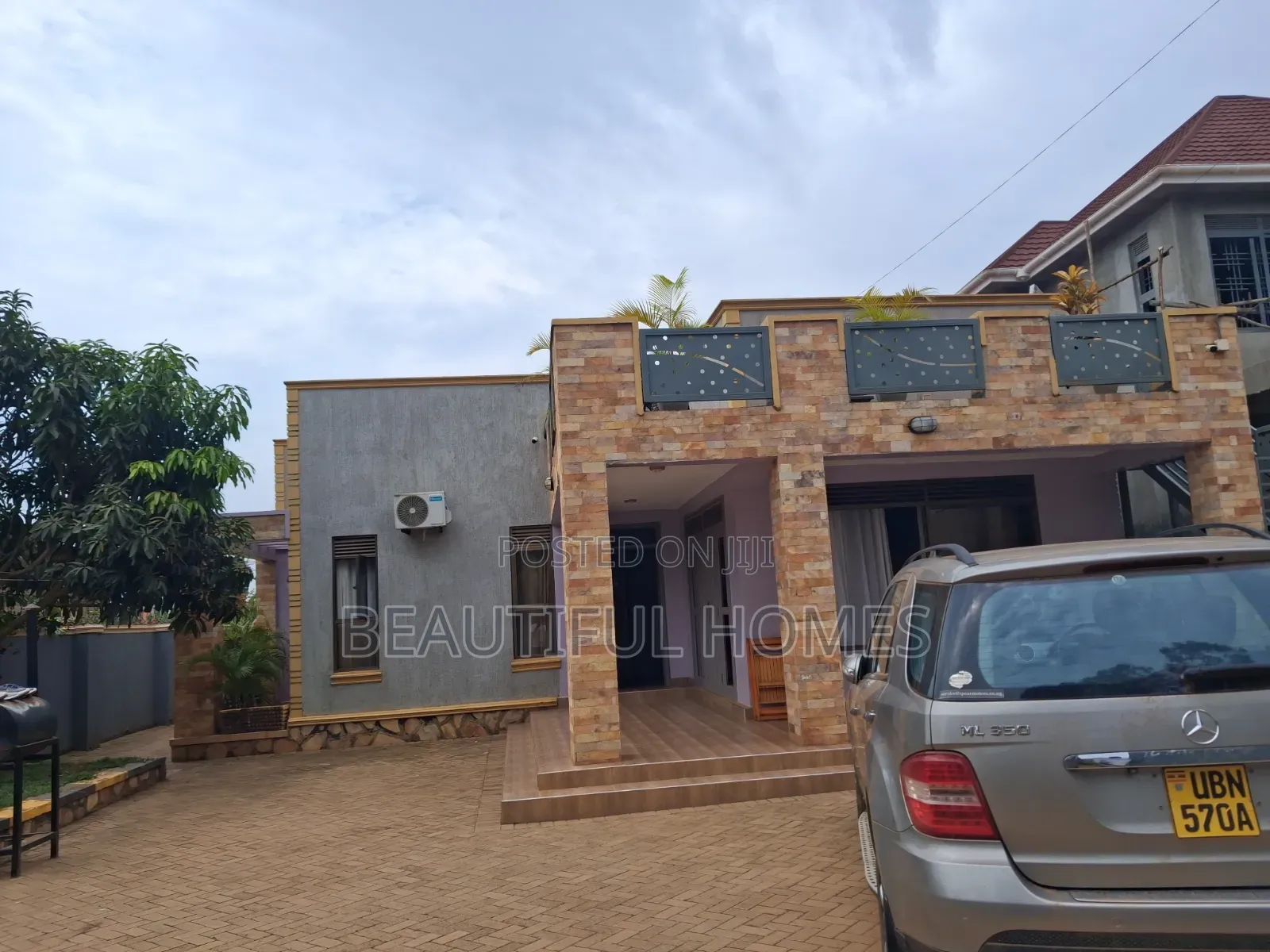 Furnished 3bdrm House in Kira for sale