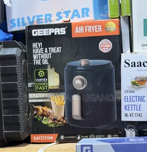 Geepas 1.8L Oil-Free Air Fryer -GAF37516N