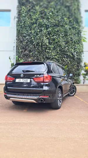 BMW X5 xDrive35d 4dr SUV AWD (3.0L 6cyl Turbodiesel 8A) 2015 Black