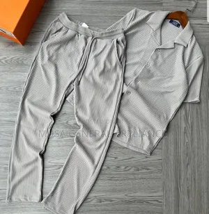 Men's Long-Sleeve Linen Co-Ord Set Featuring a Button