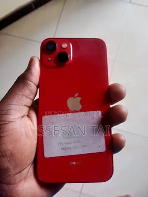 Apple iPhone 13 128 GB Red