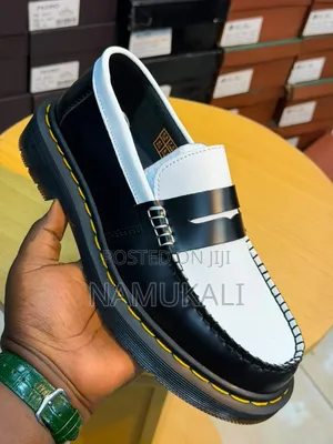 Shoes Store for GNZ at Cheap Price