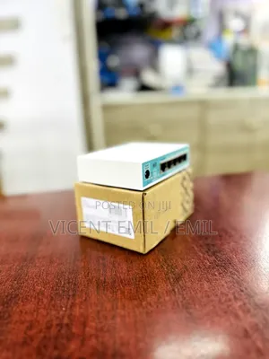 MikroTik hEX RB750Gr3 Router 01