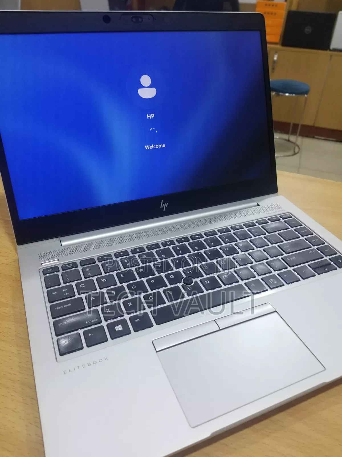 New Laptop HP EliteBook 745 G5 8GB AMD Ryzen 7 SSD 256GB