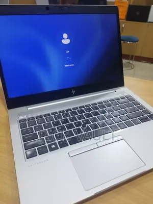 New Laptop HP EliteBook 745 G5 8GB AMD Ryzen 7 SSD 256GB