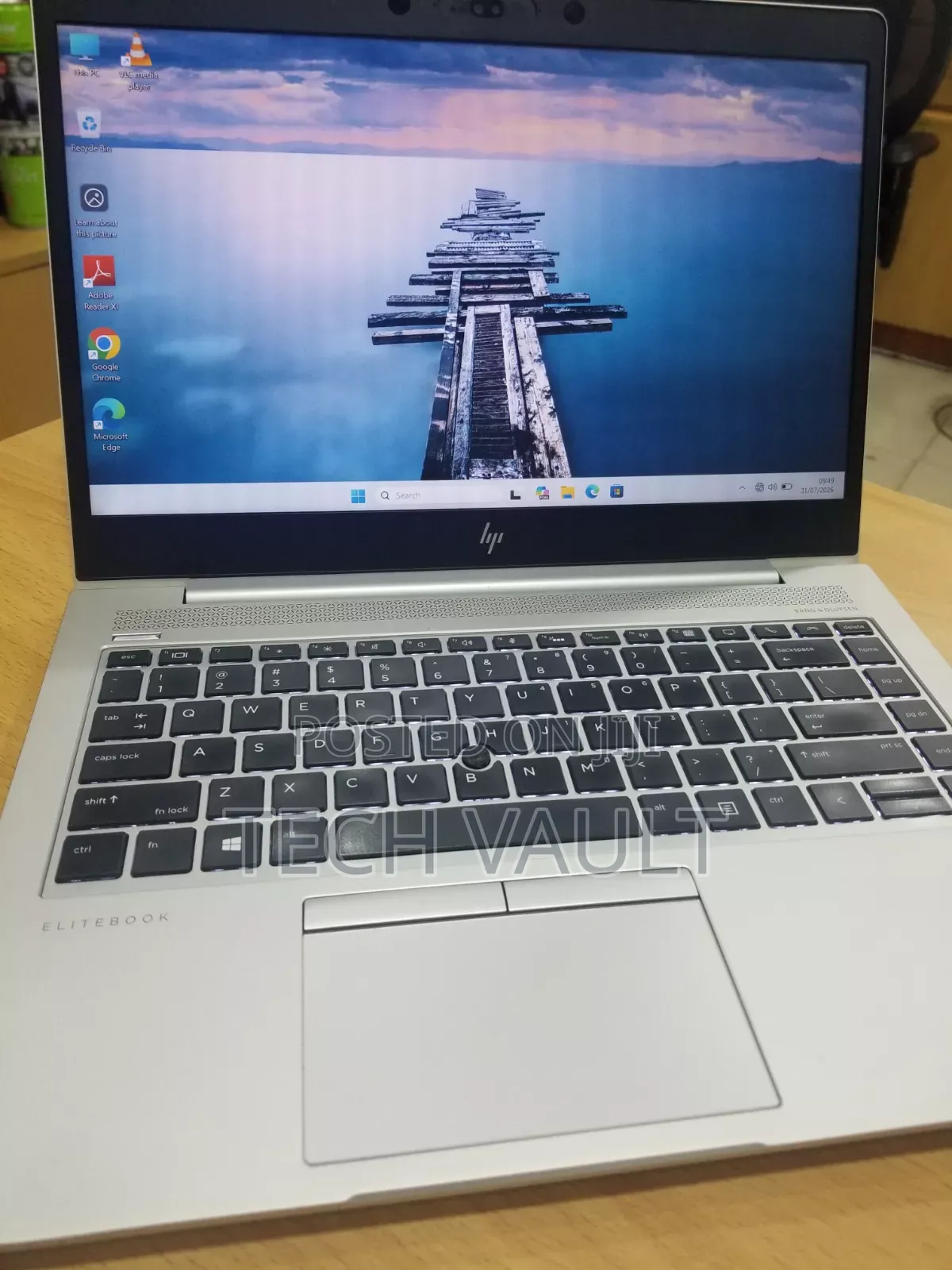 New Laptop HP EliteBook 745 G5 8GB AMD Ryzen 7 SSD 256GB