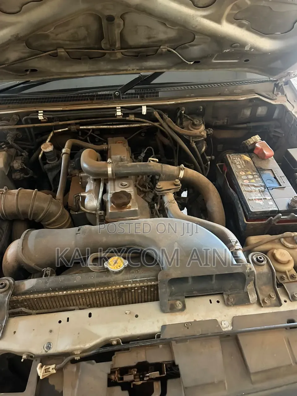Mitsubishi Pajero 2010 Gold