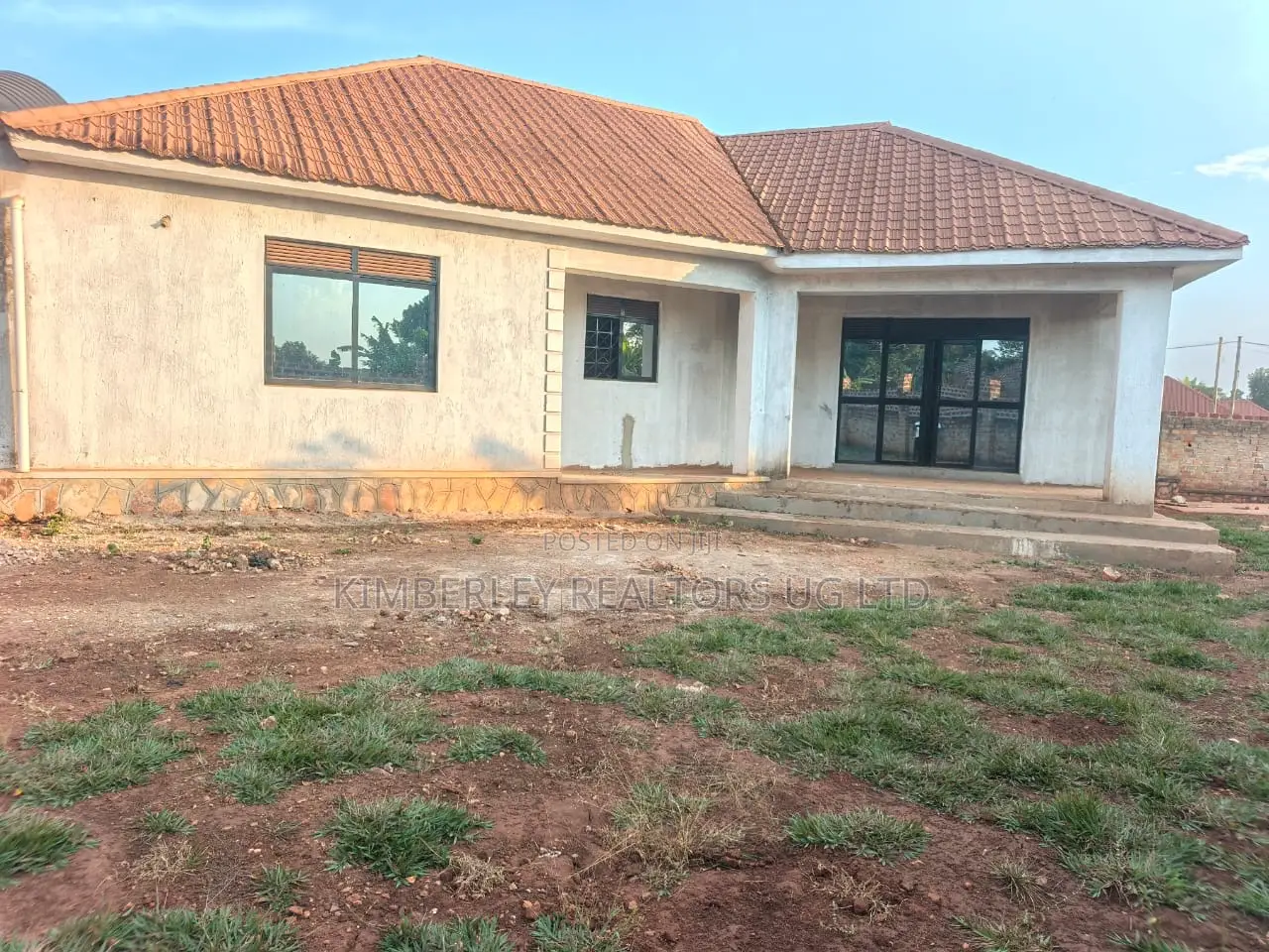 3bdrm House in Kira for sale