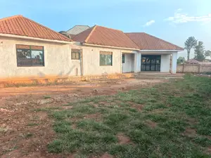 3bdrm House in Kira for sale