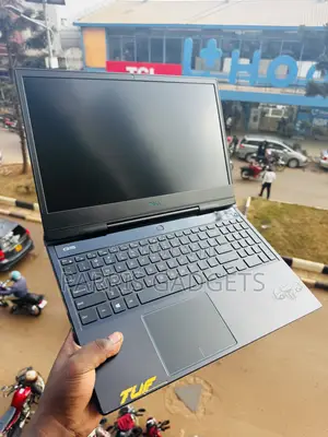 Laptop Dell G5 15 5590 16GB Intel Core i7 SSD 512GB