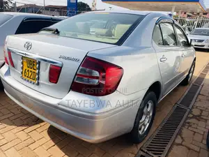 Toyota Premio 2006