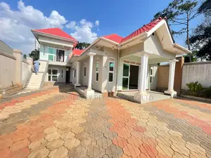 4bdrm House in Division A for sale