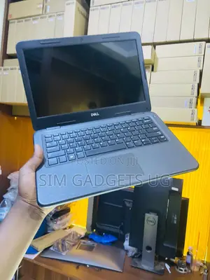 Laptop Dell Latitude 3310 4GB Intel Core i3 SSD 128GB
