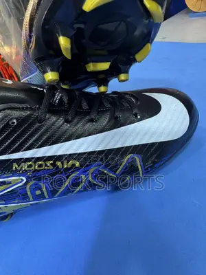 Nike Football Training Shoes (Black)