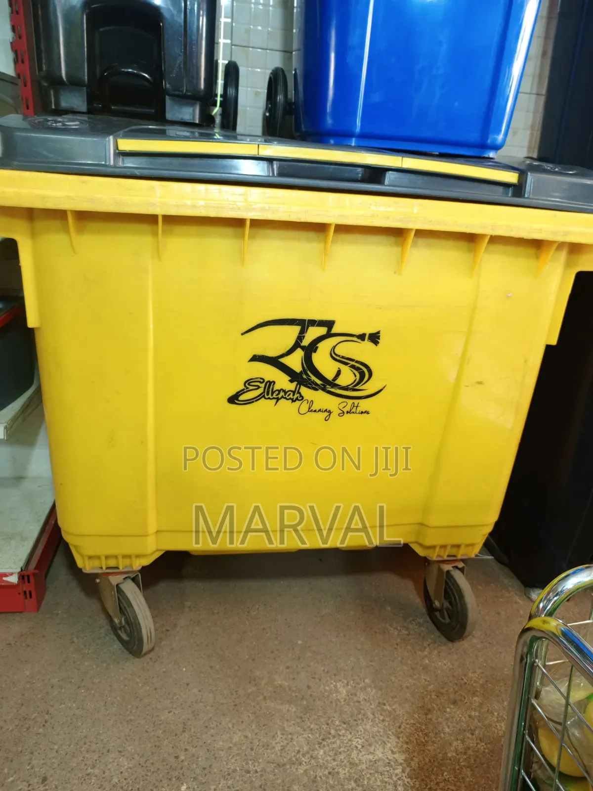 Heavy-Duty Yellow Plastic Wheelie Bin - 660L